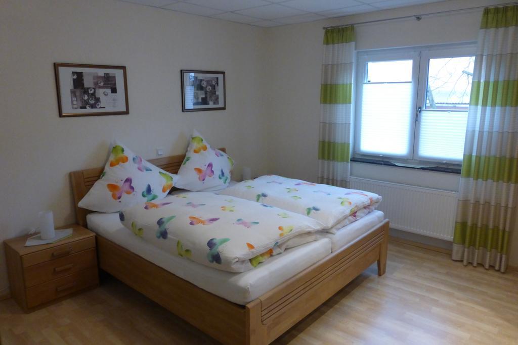 Ferienwohnung Unica Im Lahntal Villmar Exterior foto